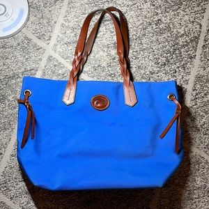 Blue Dooney & Bourke Tote 🦋